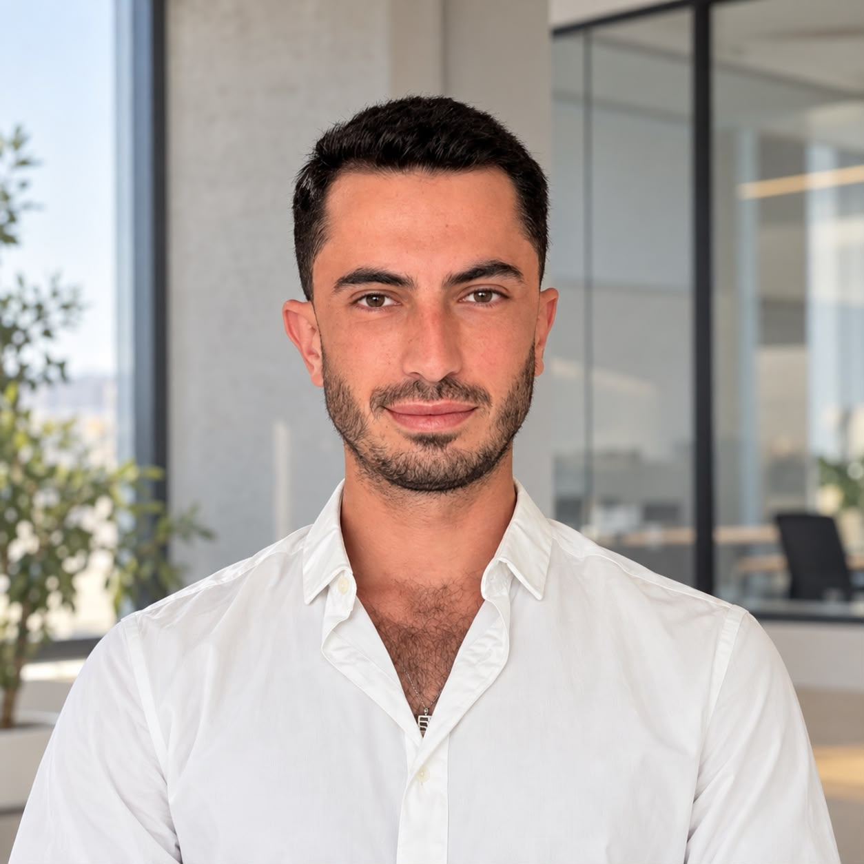 Portrait du fondateur et CEO de l'agence
